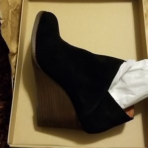 Luckybrand womens booties